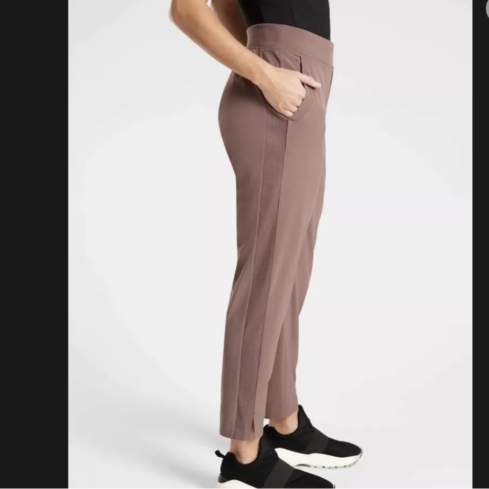 Athleta Brooklyn pants in mineral brown